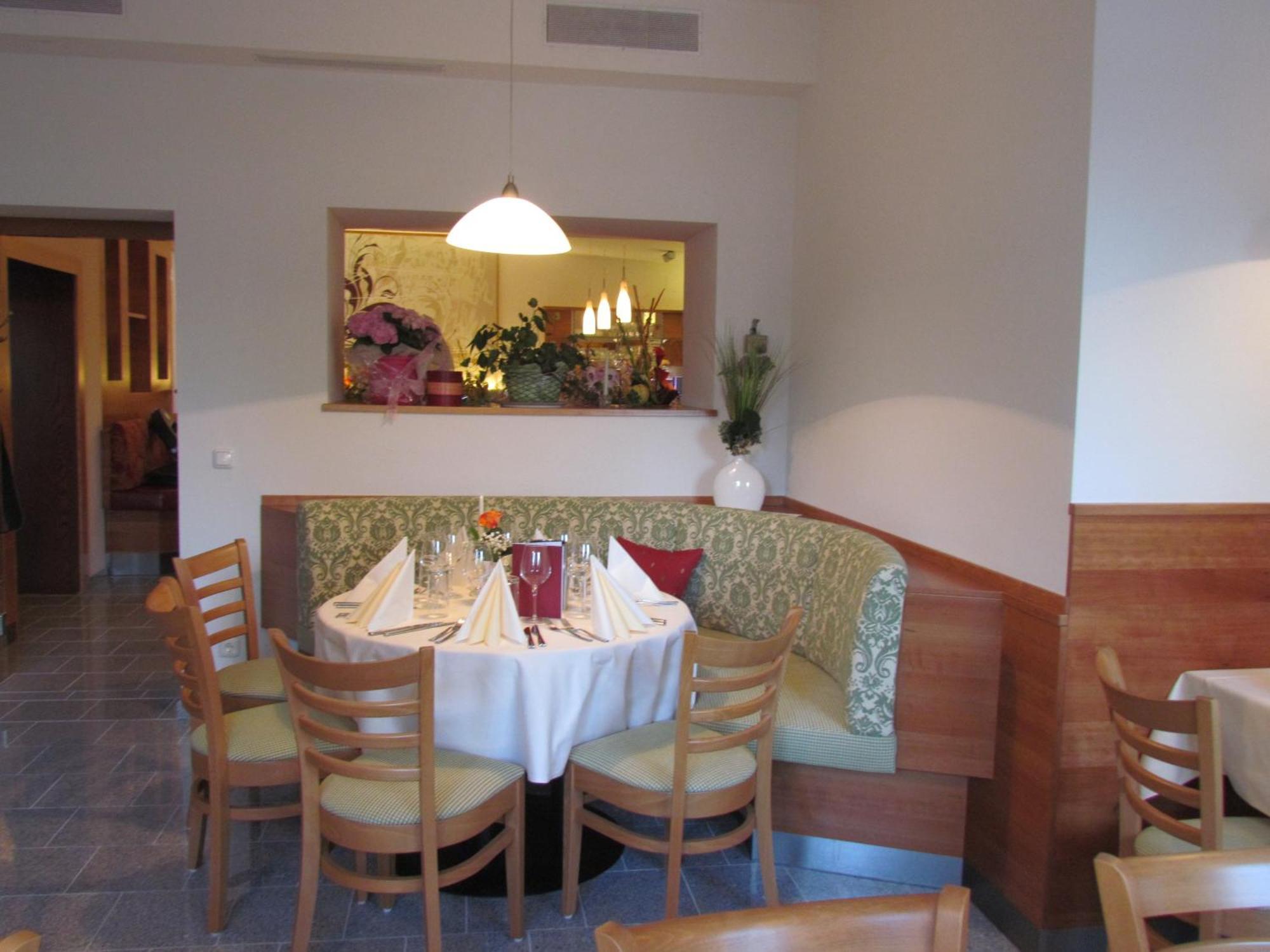 Schillerhof Hotel Garni Vöcklabruck Dış mekan fotoğraf