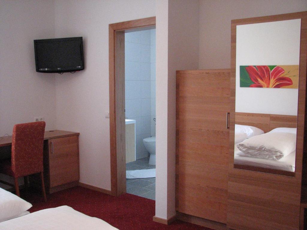 Schillerhof Hotel Garni Vöcklabruck Oda fotoğraf